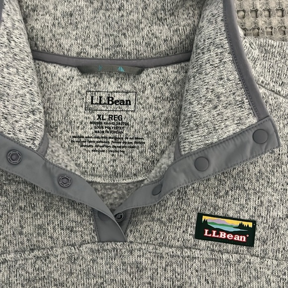 LL Bean pullover - Picture 2 of 3